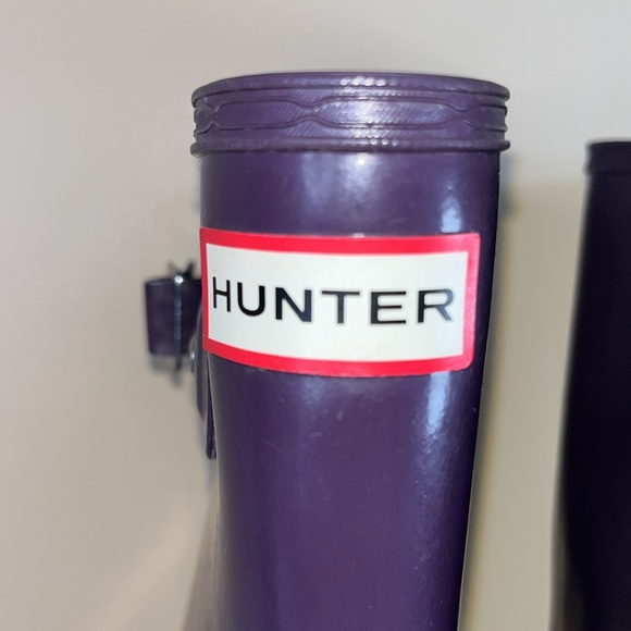 Hunter Rubber Knee-High Tall Gloss Rain Boots - Picture 4 of 15